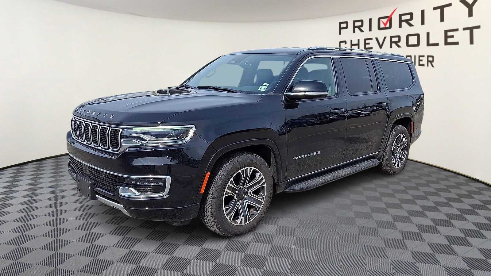 Thumbnail: 2024 Jeep Wagoneer - 4