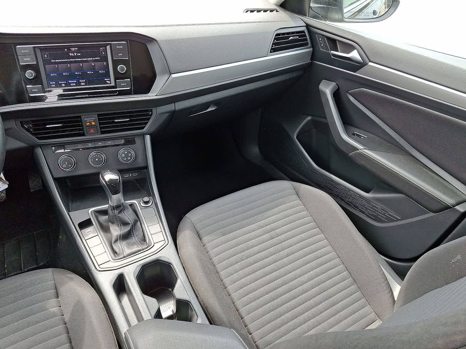 Thumbnail: 2024 Volkswagen Jetta - 12