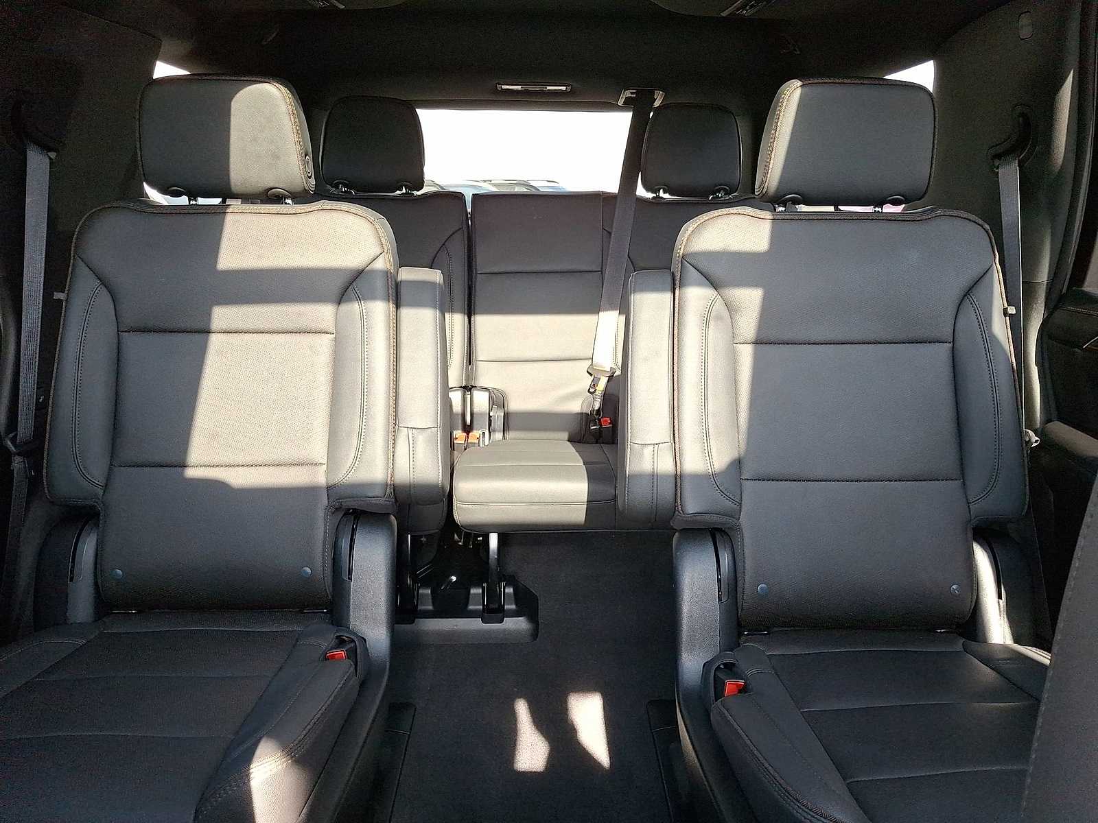 Thumbnail: 2023 Chevrolet Tahoe - 14