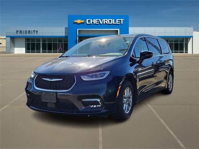 2023 Chrysler Pacifica Touring L -
                  Chesapeake, VA