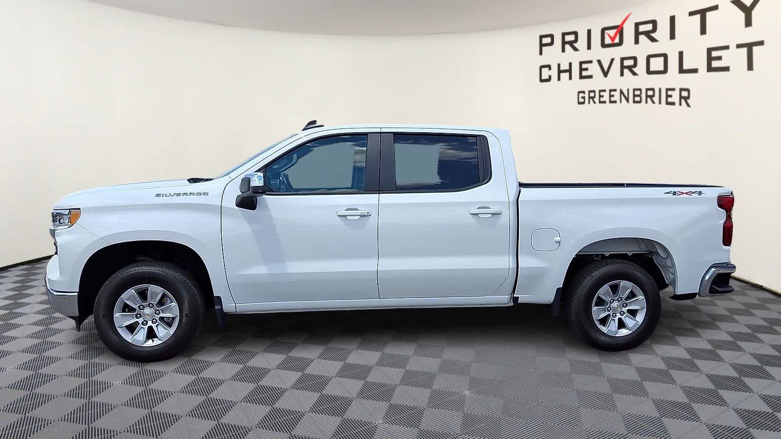 Thumbnail: 2025 Chevrolet Silverado 1500 - 5
