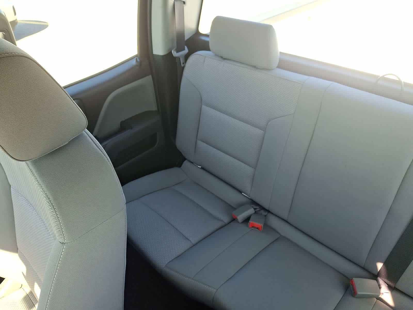 Thumbnail: 2018 Chevrolet Silverado 1500 - 13