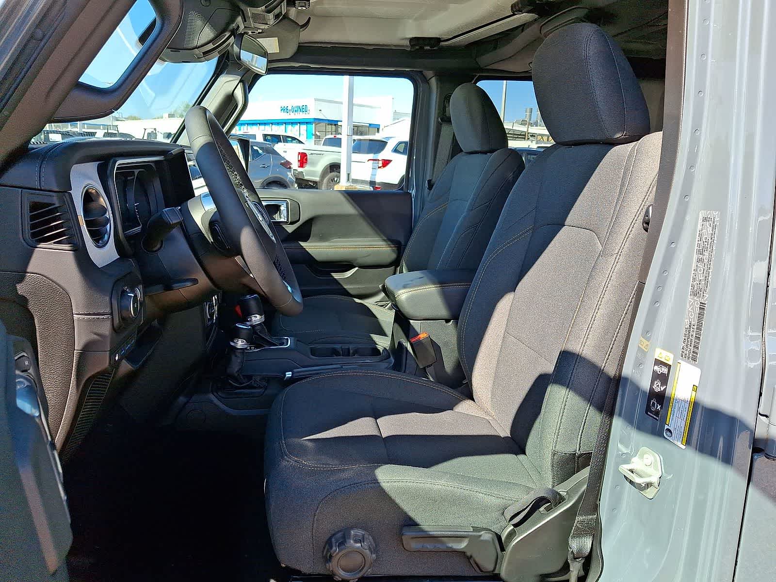 Thumbnail: 2025 Jeep Wrangler - 24