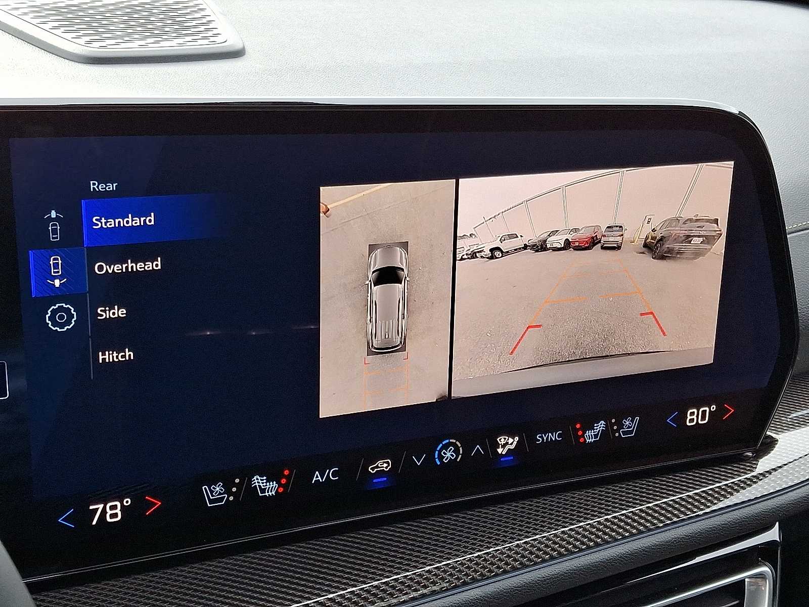 Thumbnail: 2026 Chevrolet Traverse - 14