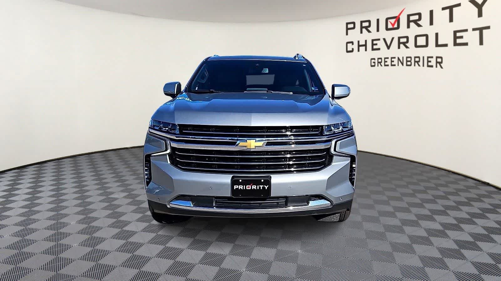Thumbnail: 2024 Chevrolet Suburban - 3