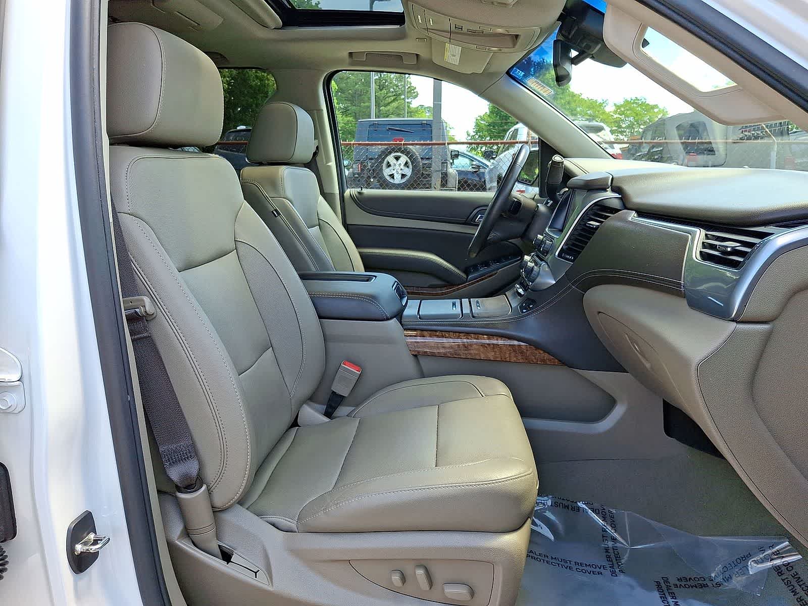 Thumbnail: 2019 Chevrolet Suburban - 35