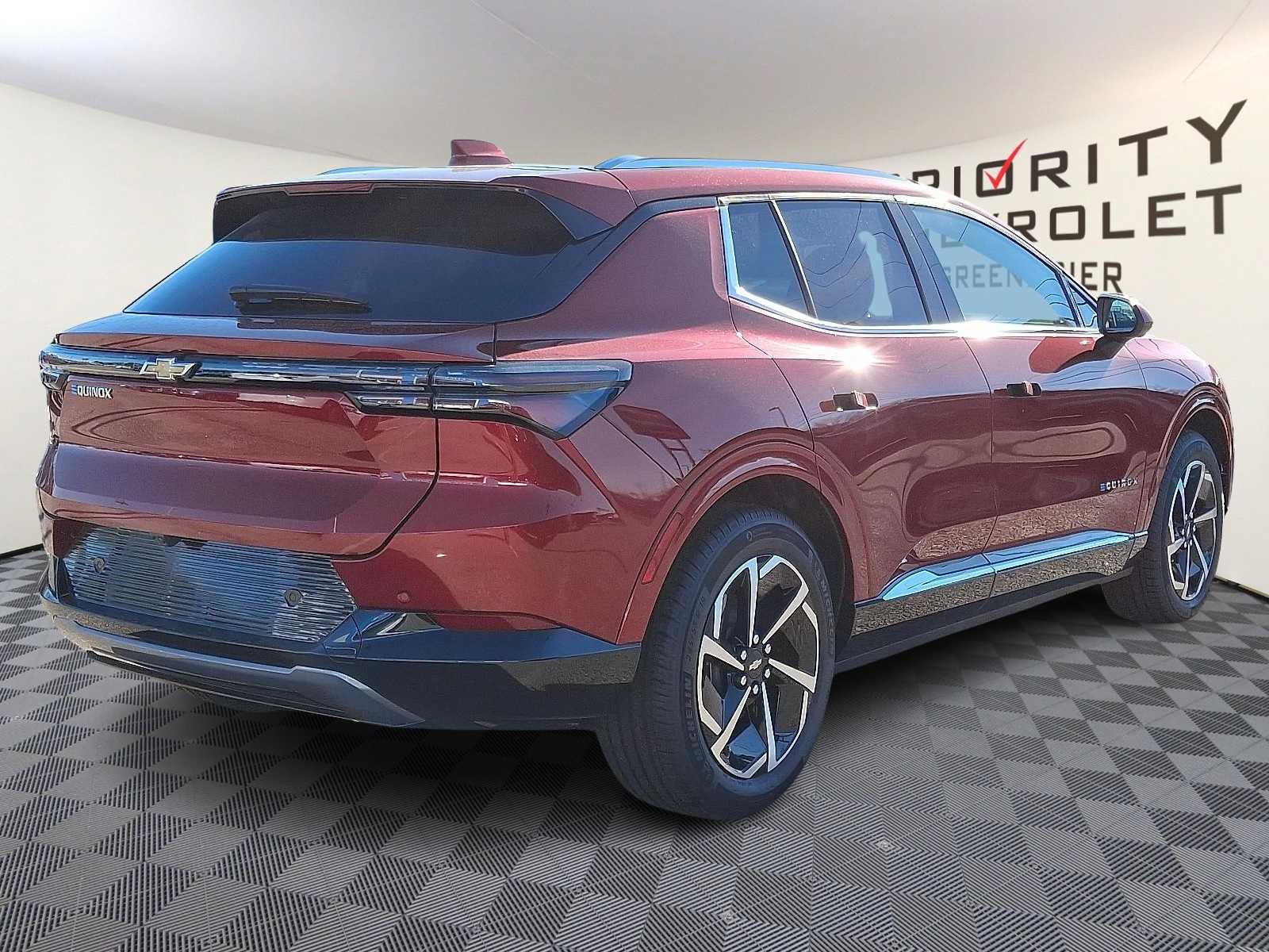 Thumbnail: 2025 Chevrolet Equinox - 4