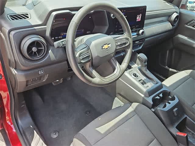 Thumbnail: 2024 Chevrolet Colorado - 16