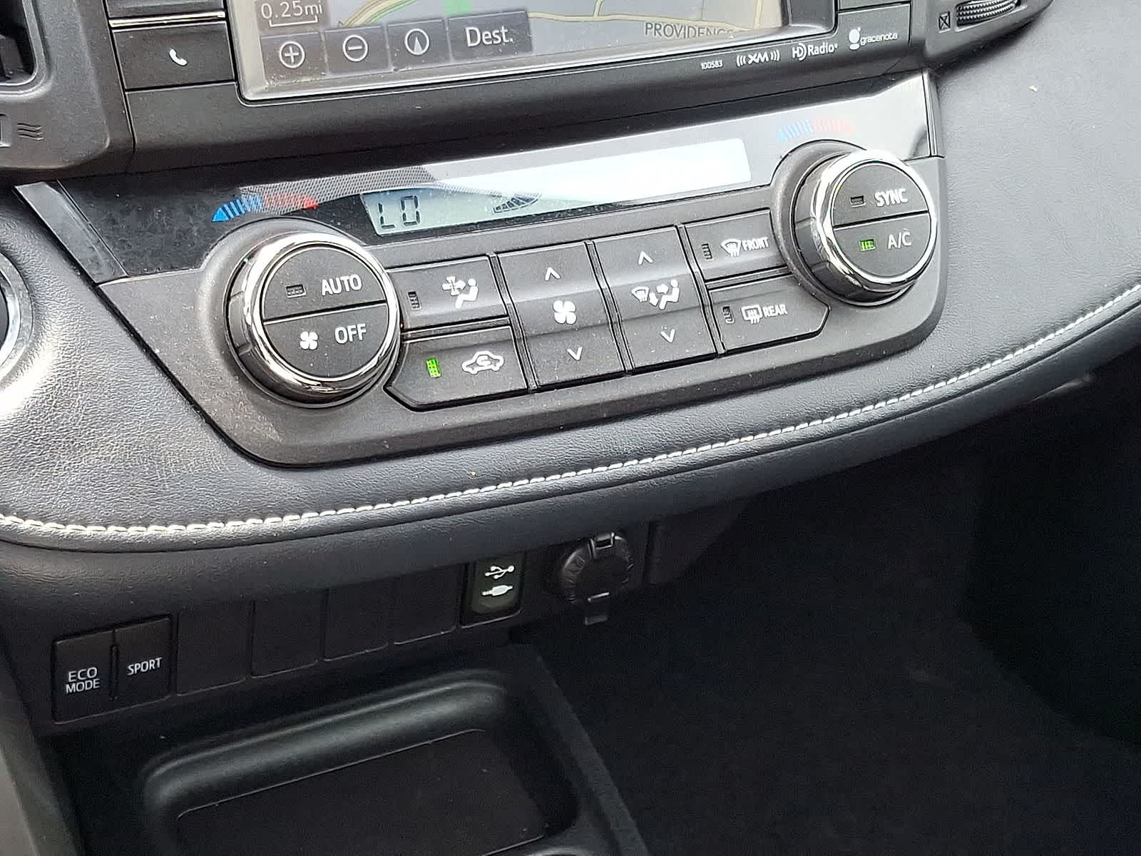 Thumbnail: 2018 Toyota RAV4 - 24