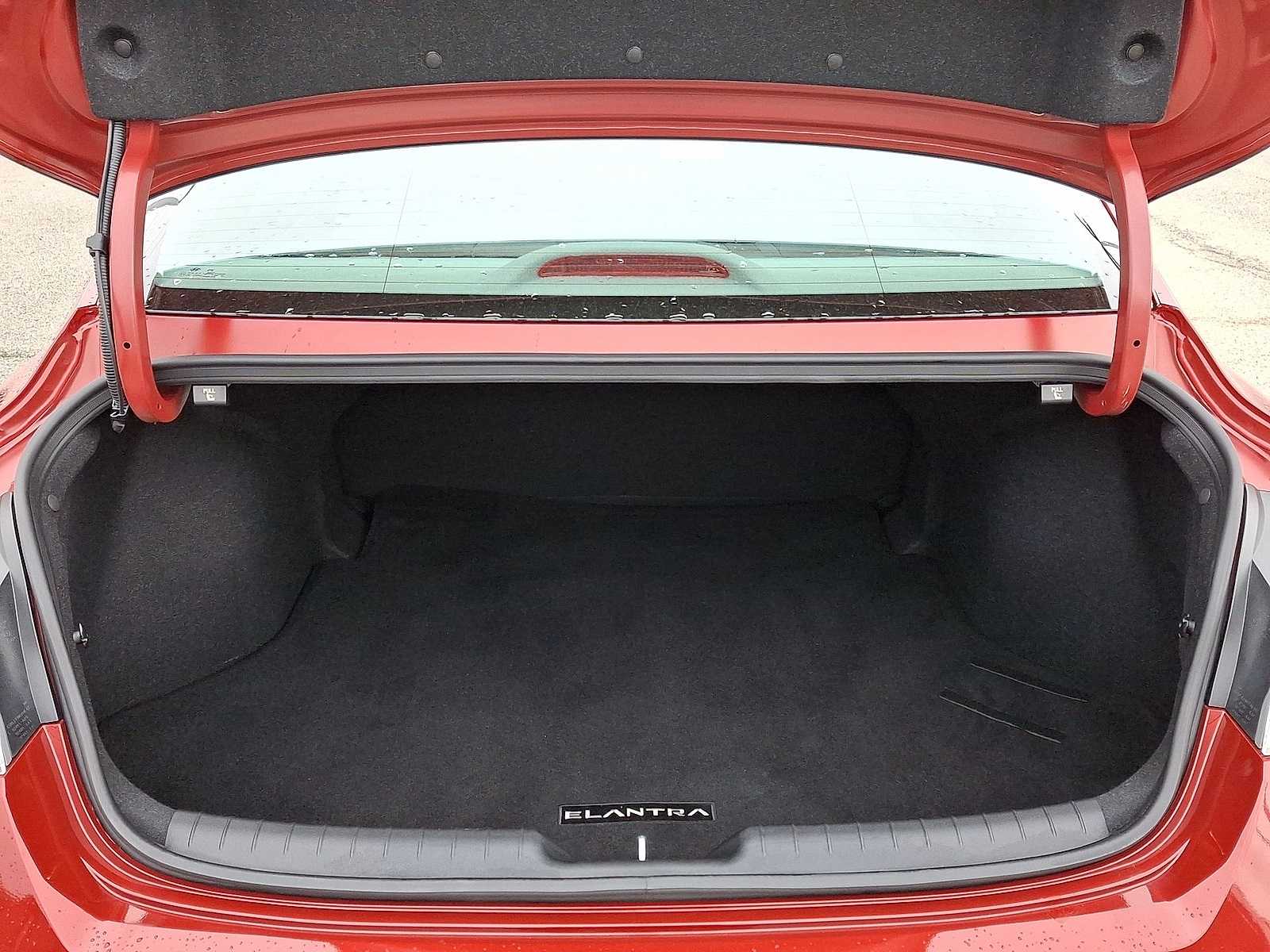 Thumbnail: 2024 Hyundai Elantra - 28