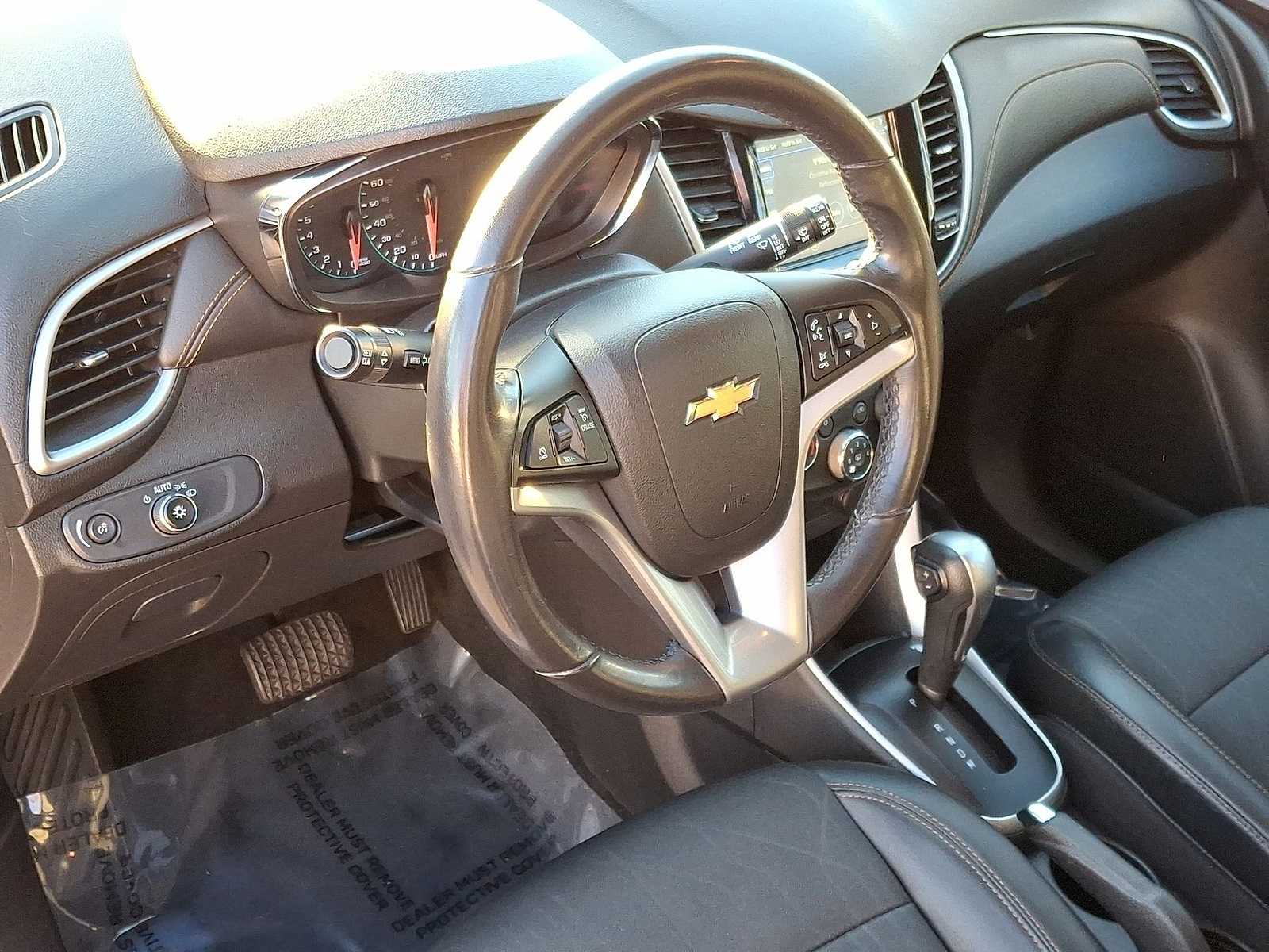 Thumbnail: 2019 Chevrolet Trax - 16