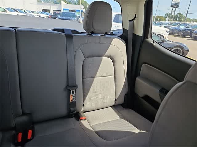 Thumbnail: 2022 Chevrolet Colorado - 15