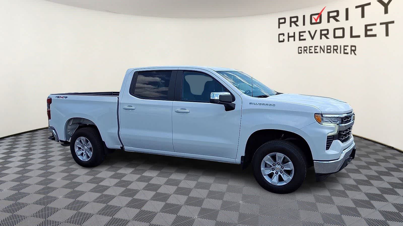 Thumbnail: 2025 Chevrolet Silverado 1500 - 2
