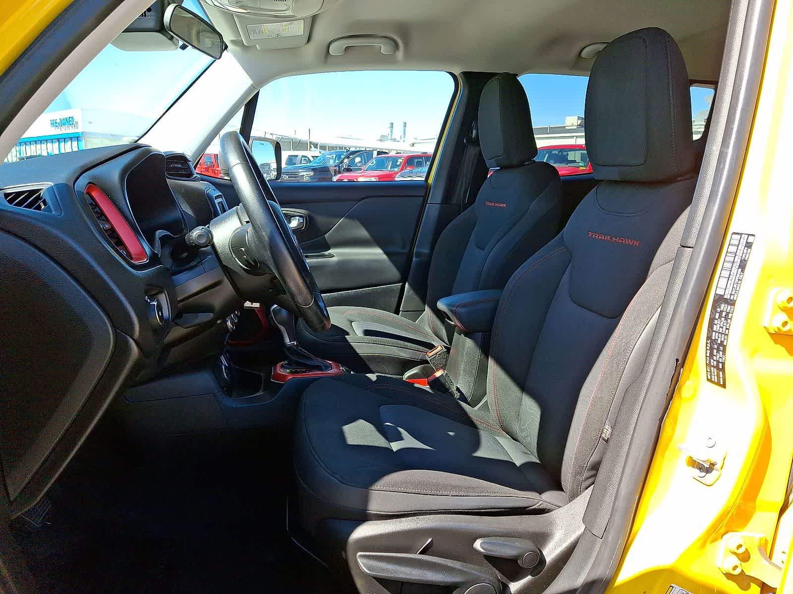 Thumbnail: 2015 Jeep Renegade - 23