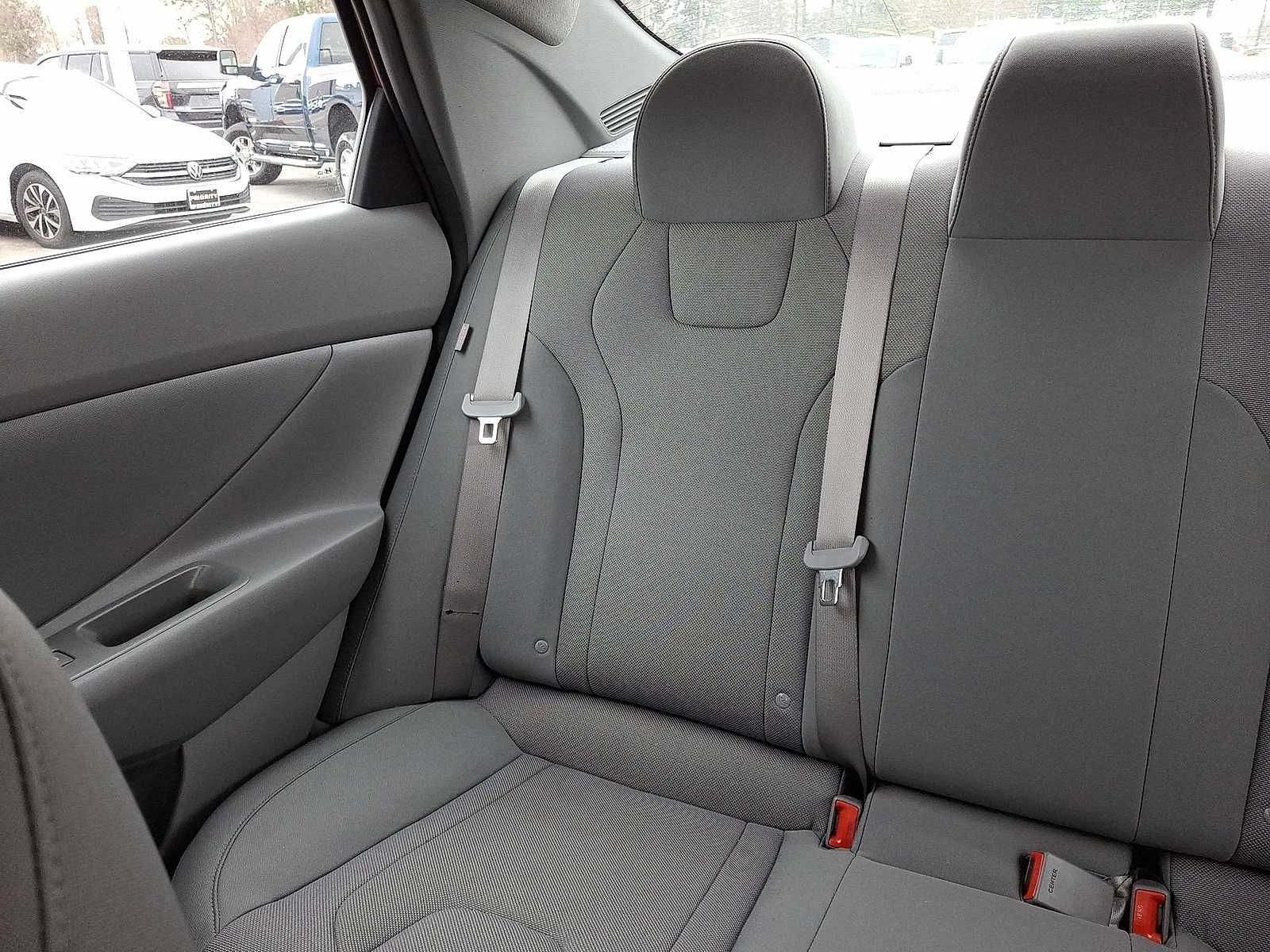 Thumbnail: 2024 Hyundai Elantra - 13