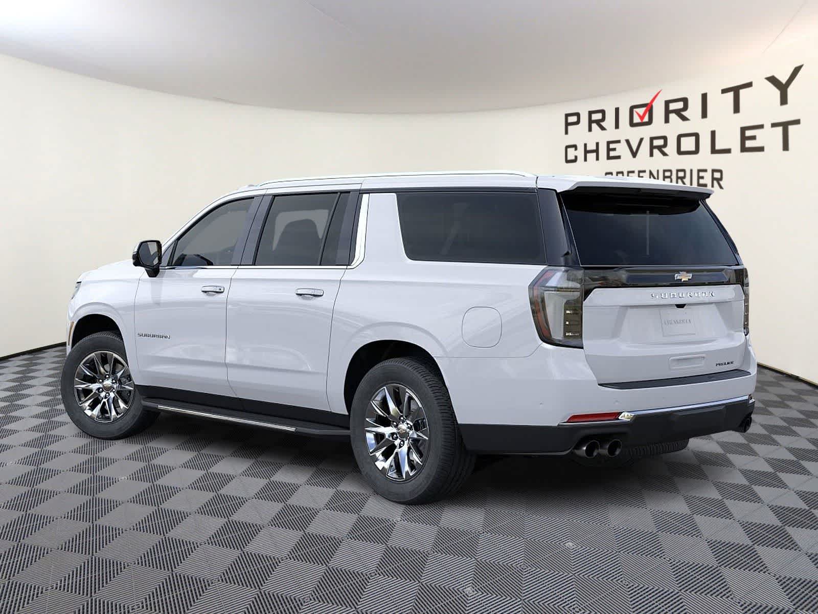Thumbnail: 2026 Chevrolet Suburban - 3