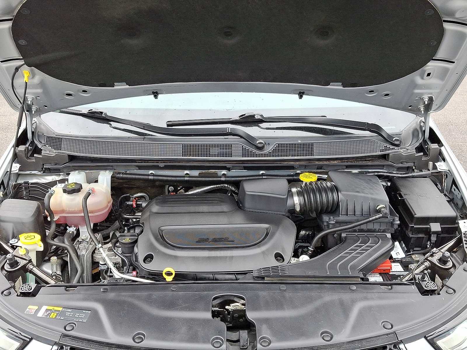 Thumbnail: 2023 Chrysler Pacifica - 26