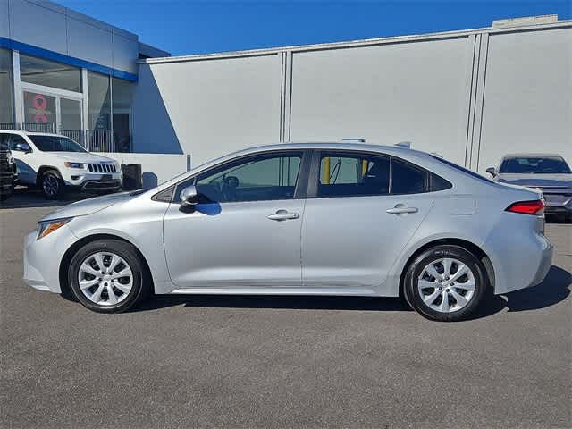 Thumbnail: 2023 Toyota Corolla - 25