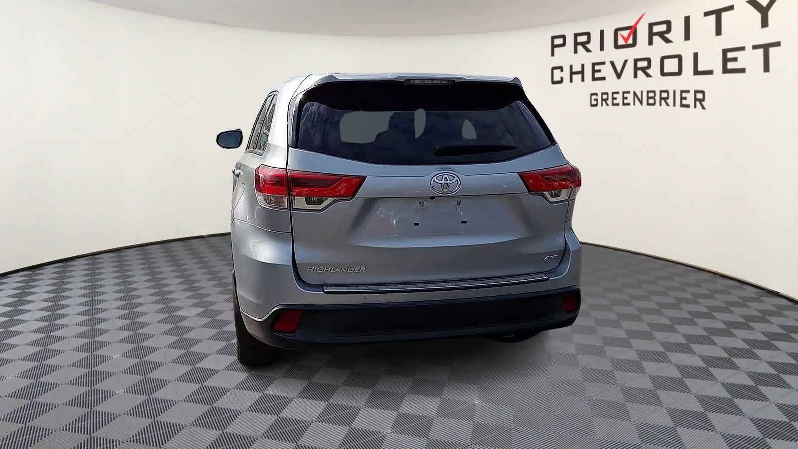 Thumbnail: 2019 Toyota Highlander - 7