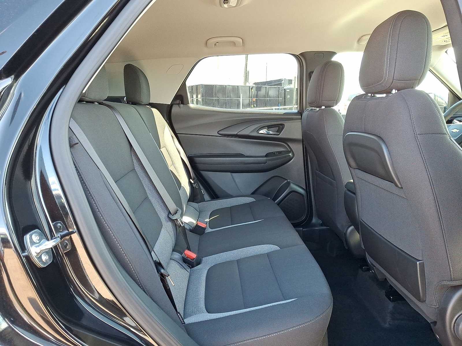 Thumbnail: 2026 Chevrolet TrailBlazer - 30