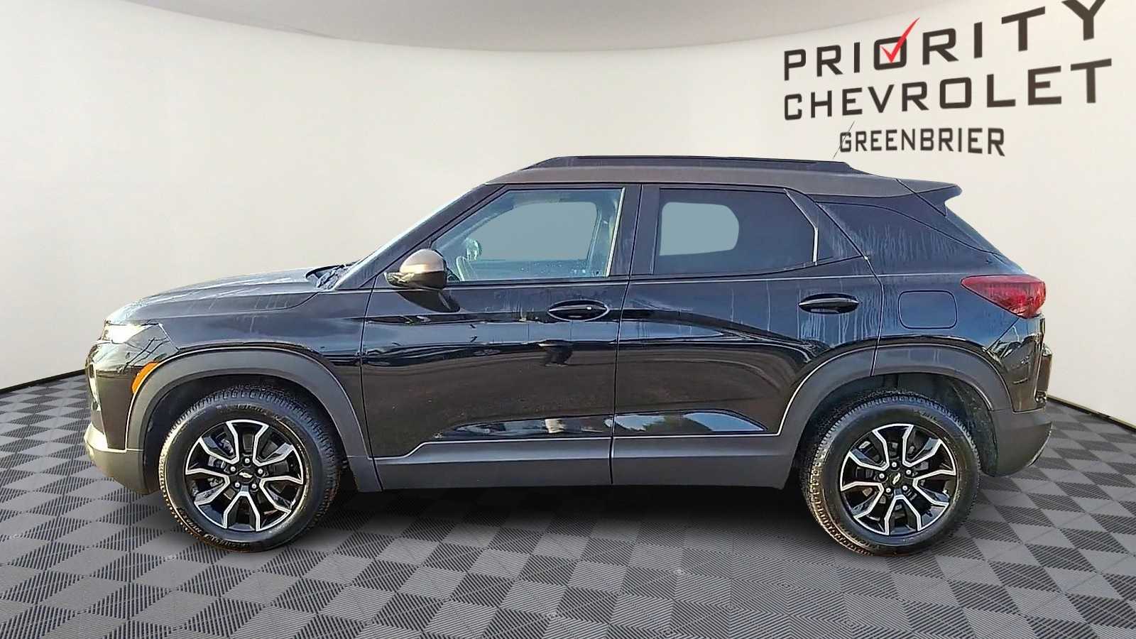 Thumbnail: 2022 Chevrolet TrailBlazer - 5