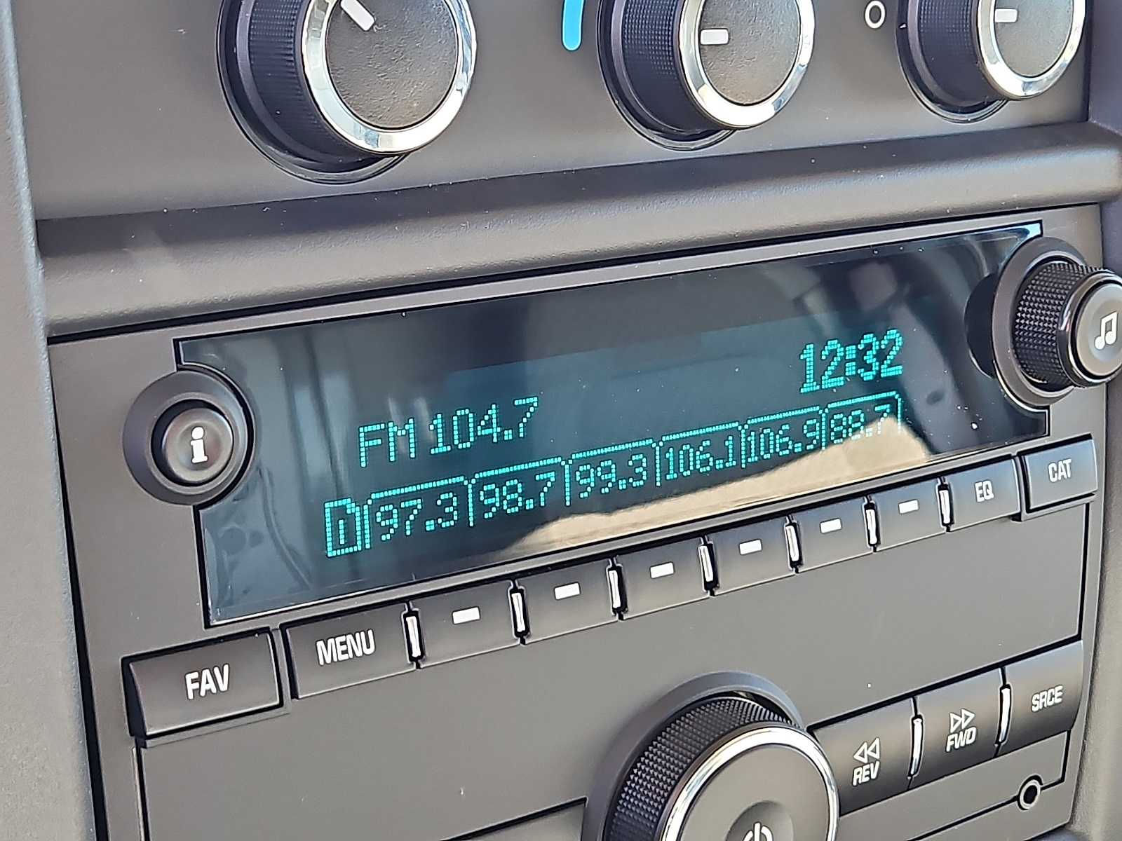 Thumbnail: 2024 Chevrolet Express - 14