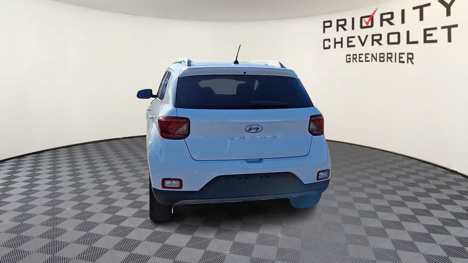 Thumbnail: 2024 Hyundai Venue - 7