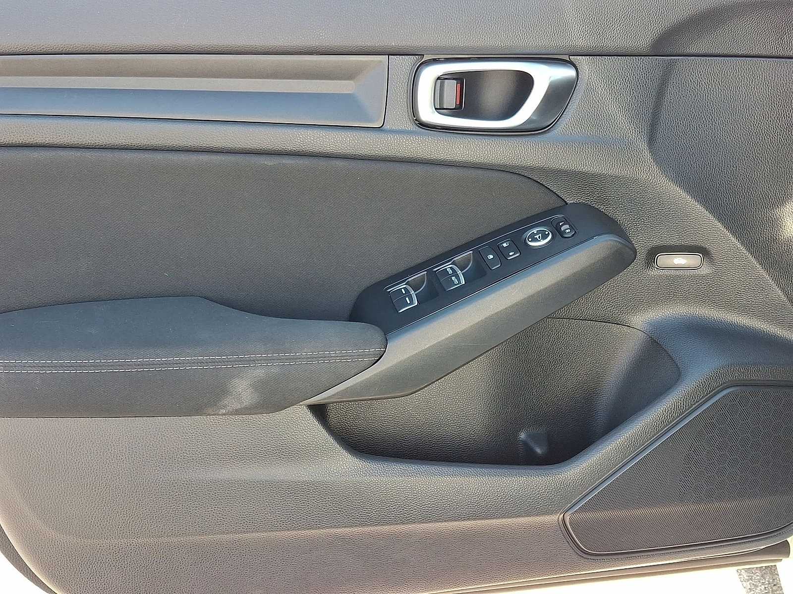 Thumbnail: 2023 Honda Civic - 26