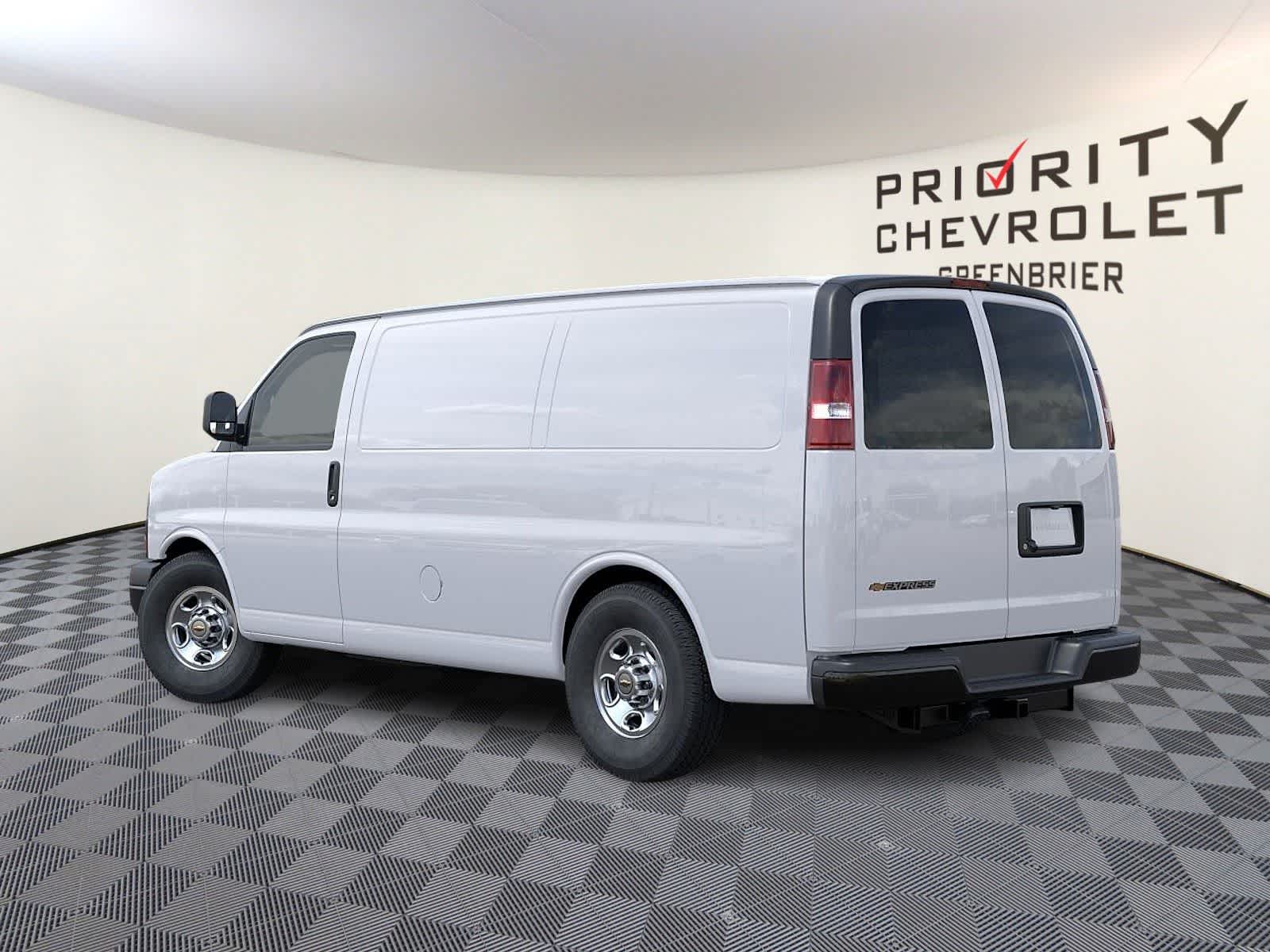 Thumbnail: 2025 Chevrolet Express - 3