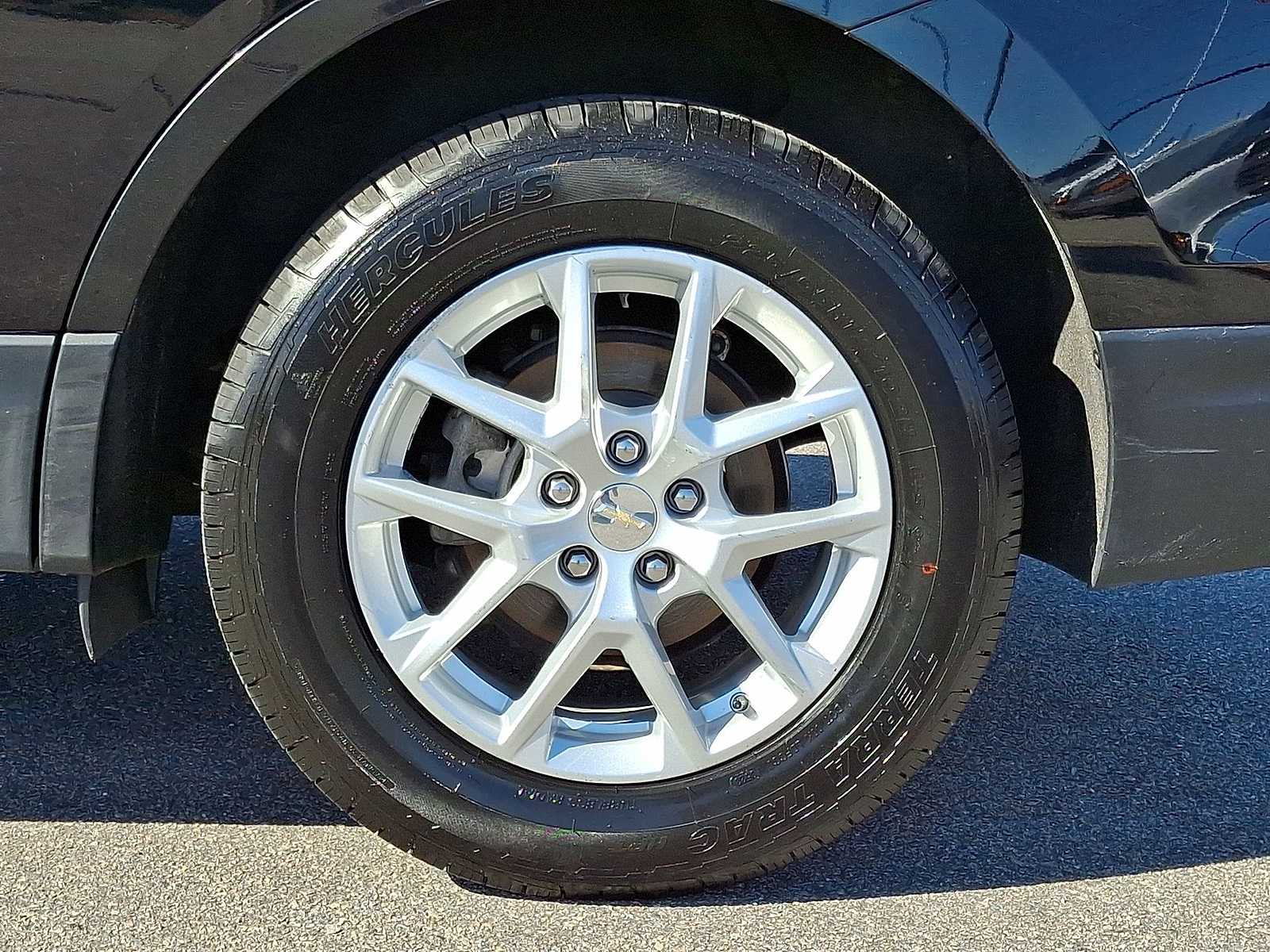 Thumbnail: 2023 Chevrolet Equinox - 37