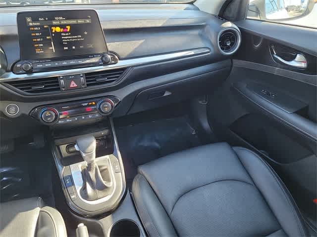 Thumbnail: 2021 Kia Forte - 11