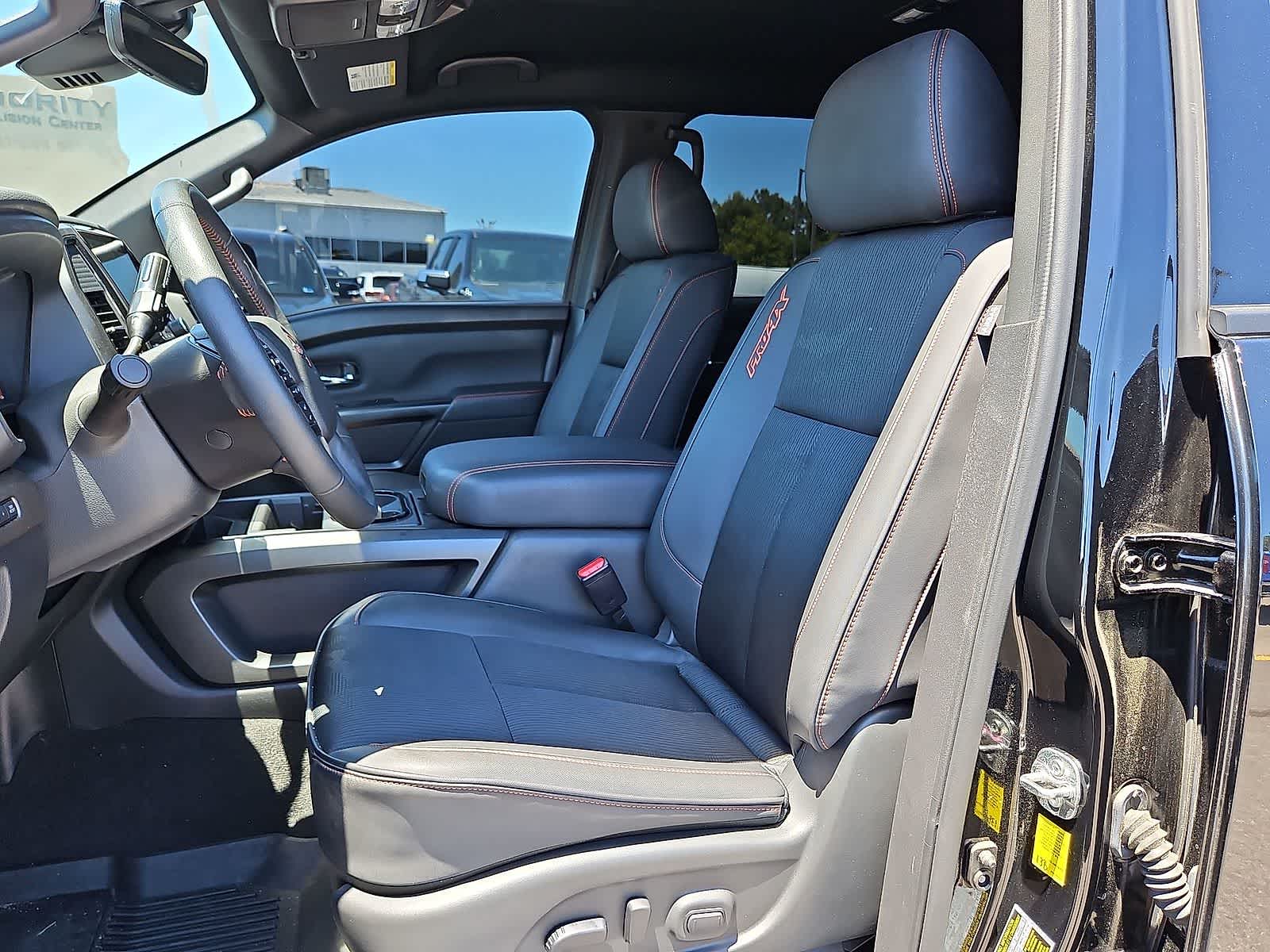 Thumbnail: 2024 Nissan Titan - 25