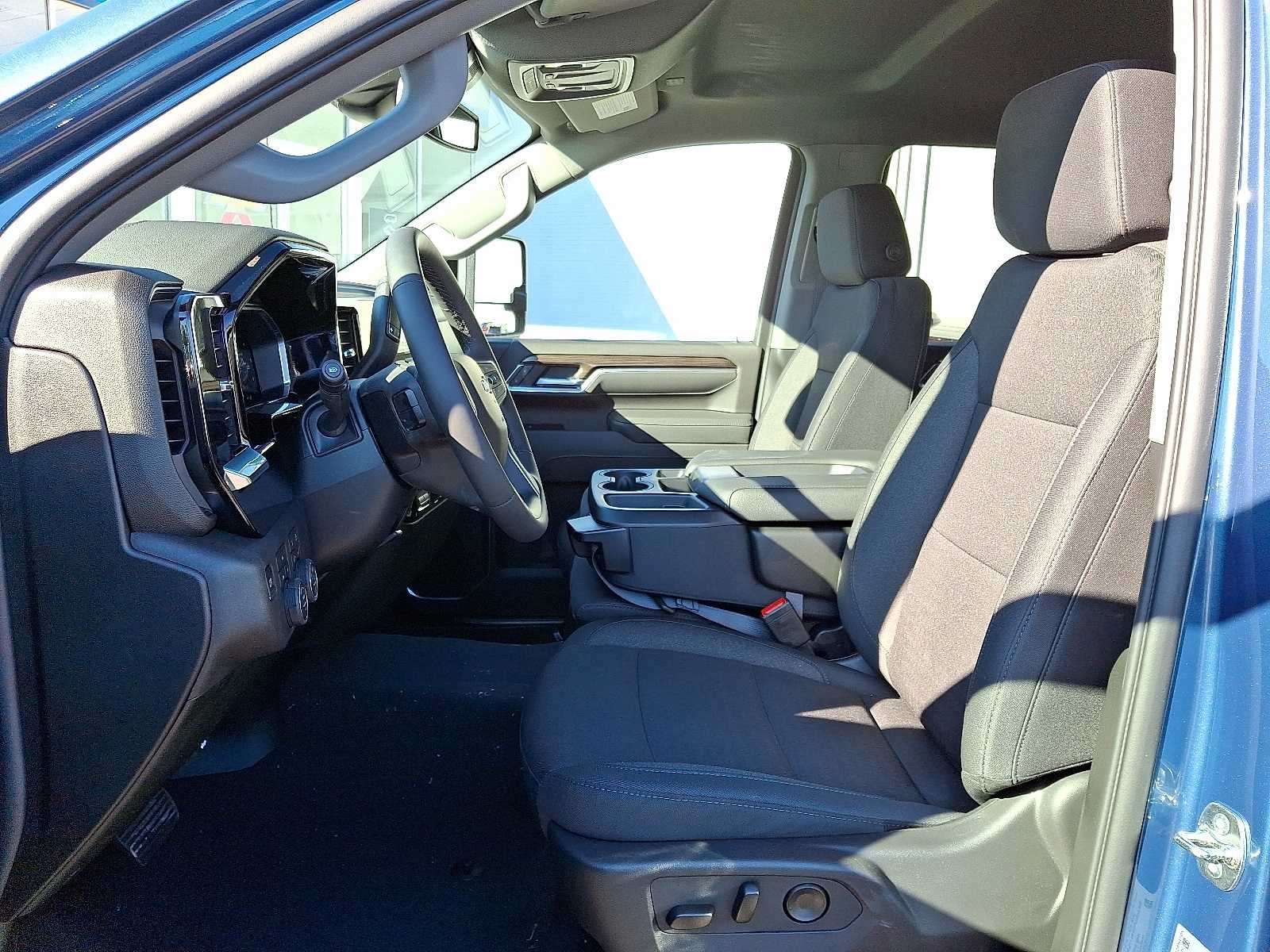 Thumbnail: 2026 Chevrolet Silverado 2500 - 11