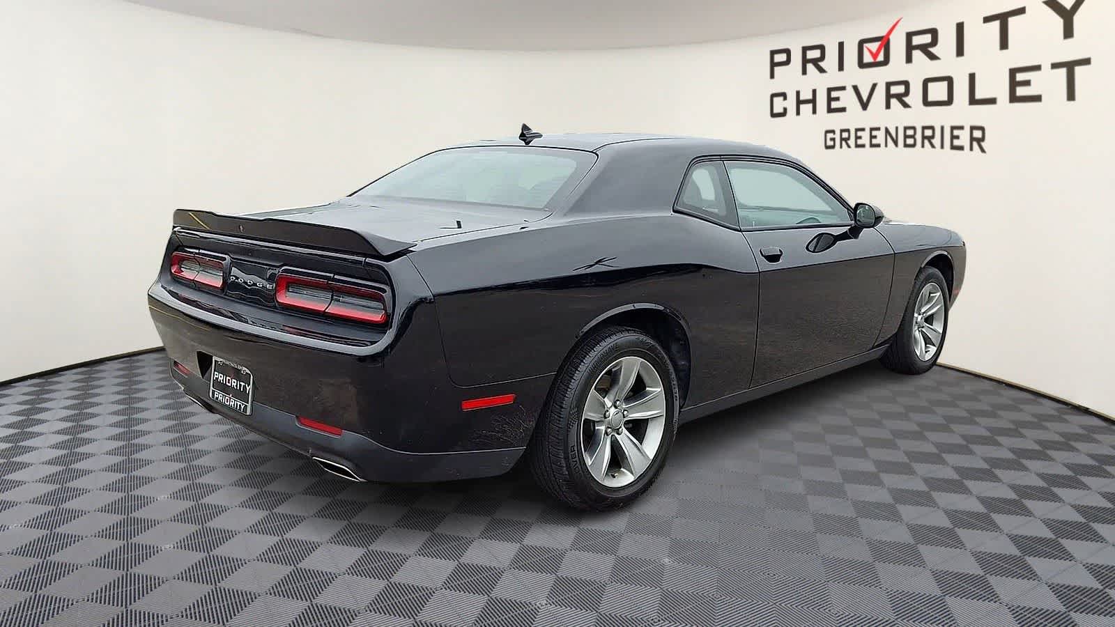 Thumbnail: 2020 Dodge Challenger - 8