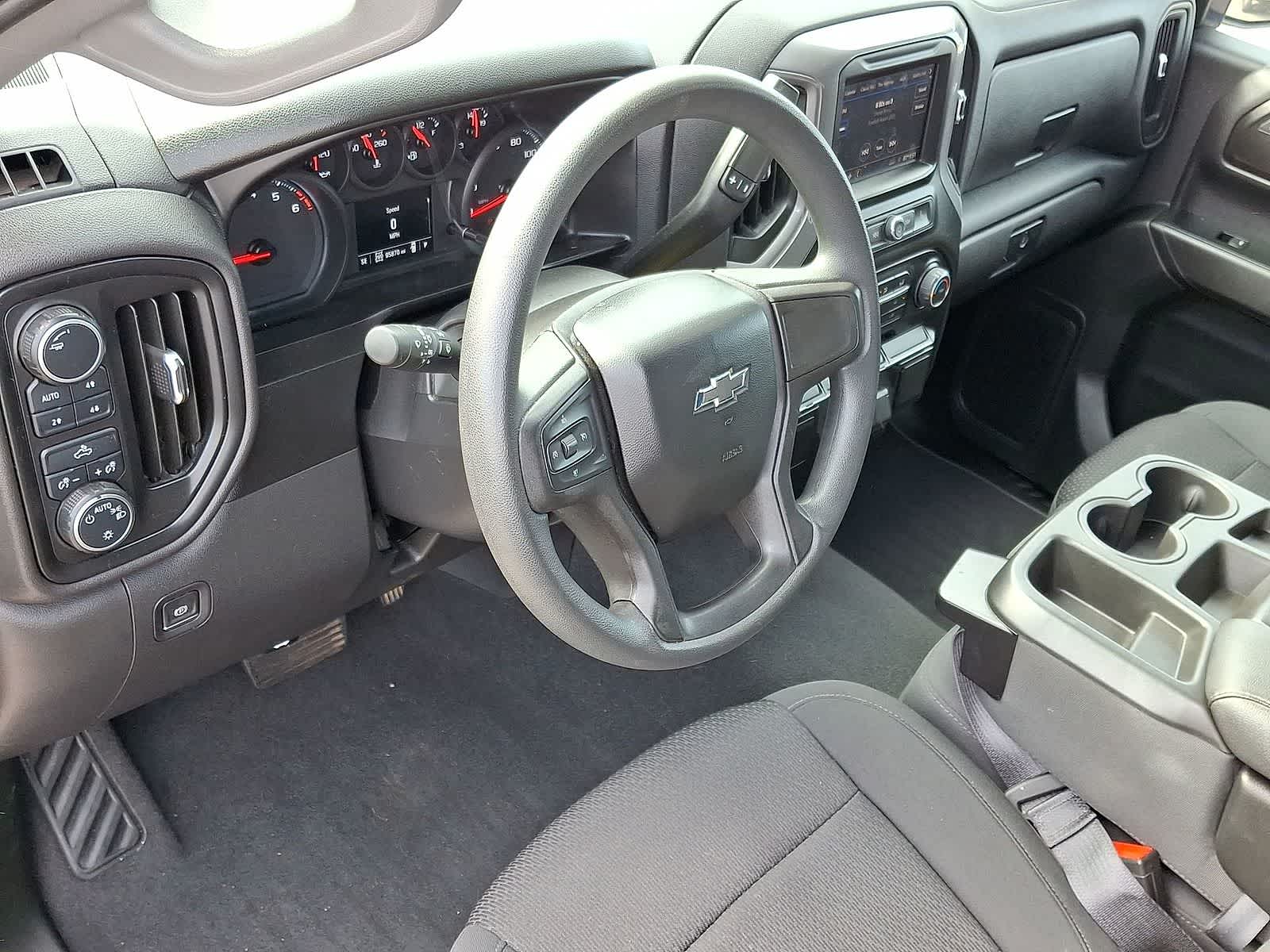 Thumbnail: 2021 Chevrolet Silverado 1500 - 16