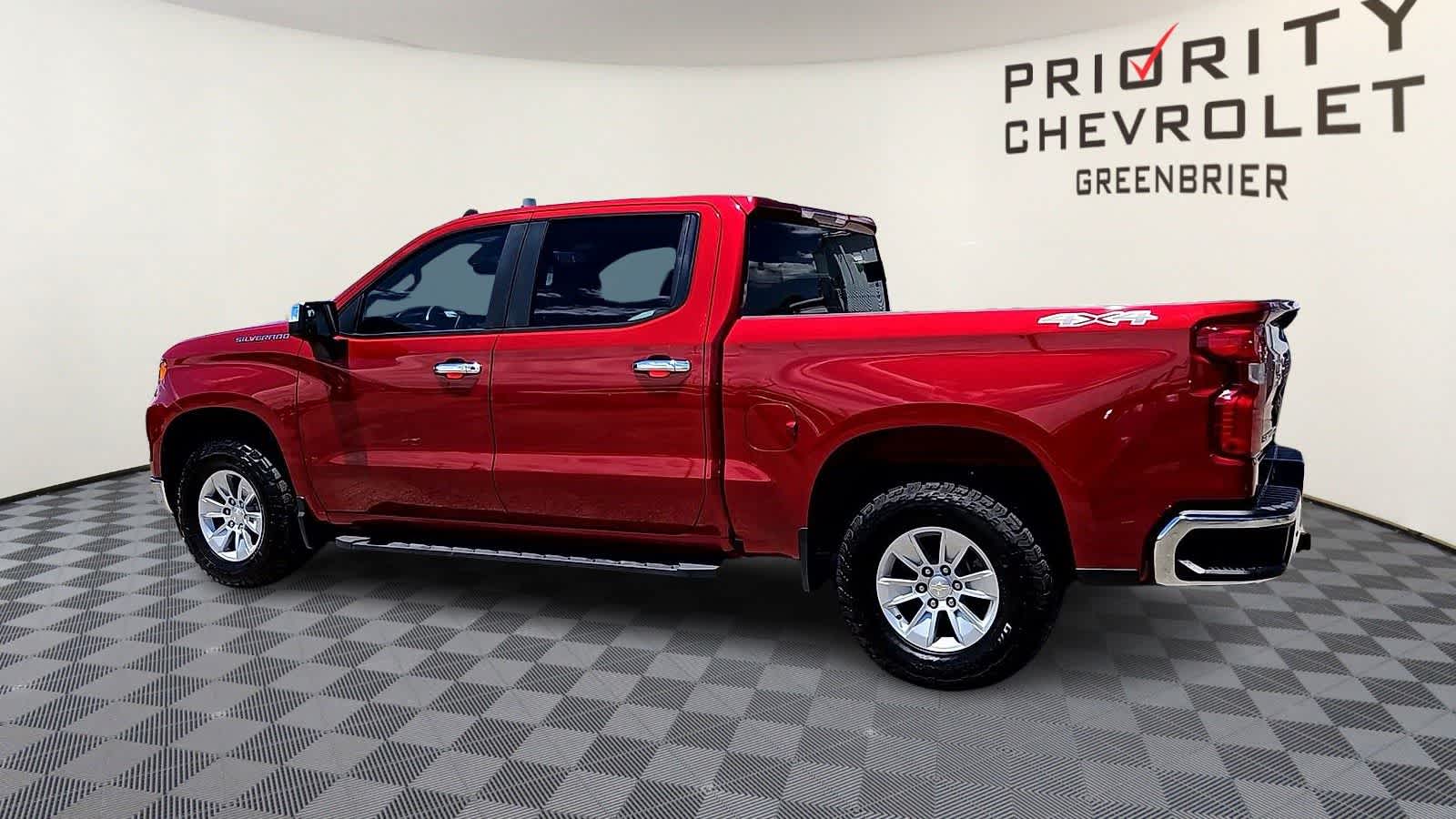 Thumbnail: 2023 Chevrolet Silverado 1500 - 6