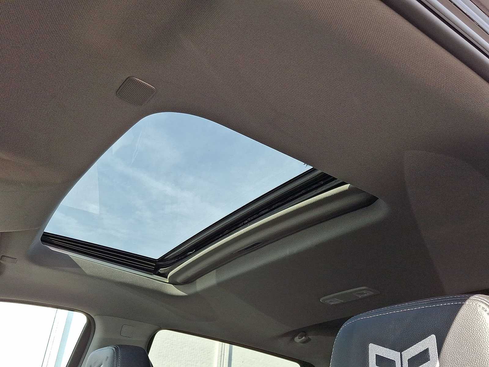 Thumbnail: 2020 Chevrolet Silverado 1500 - 24