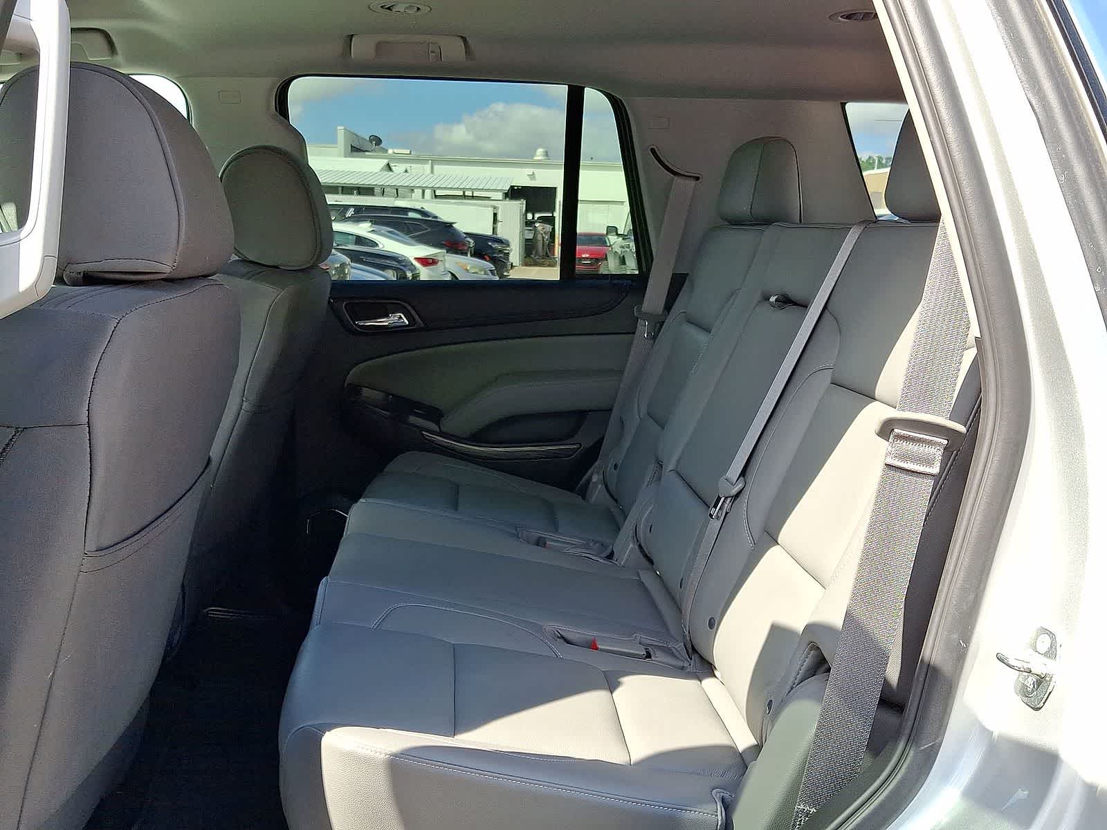 Thumbnail: 2016 Chevrolet Tahoe - 31