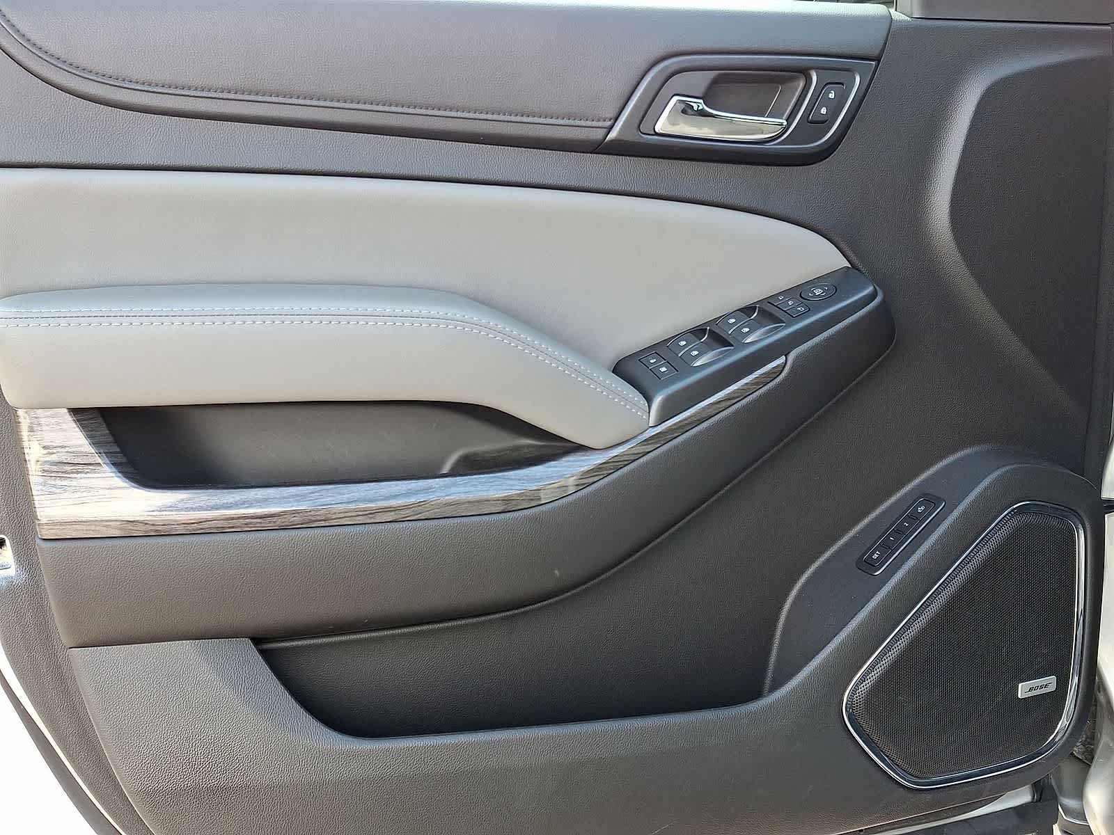 Thumbnail: 2016 Chevrolet Tahoe - 28