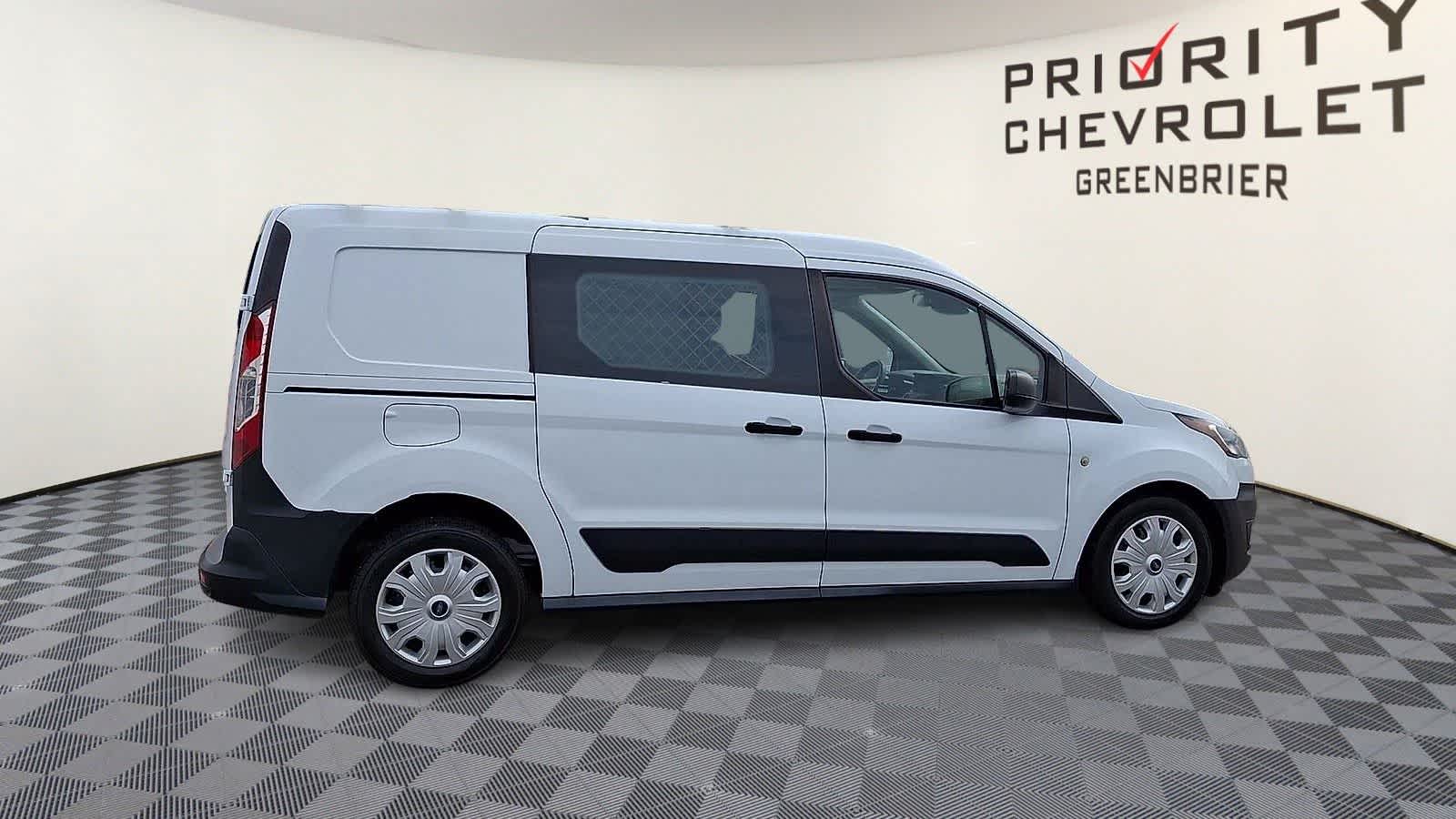Thumbnail: 2020 Ford Transit Series - 9