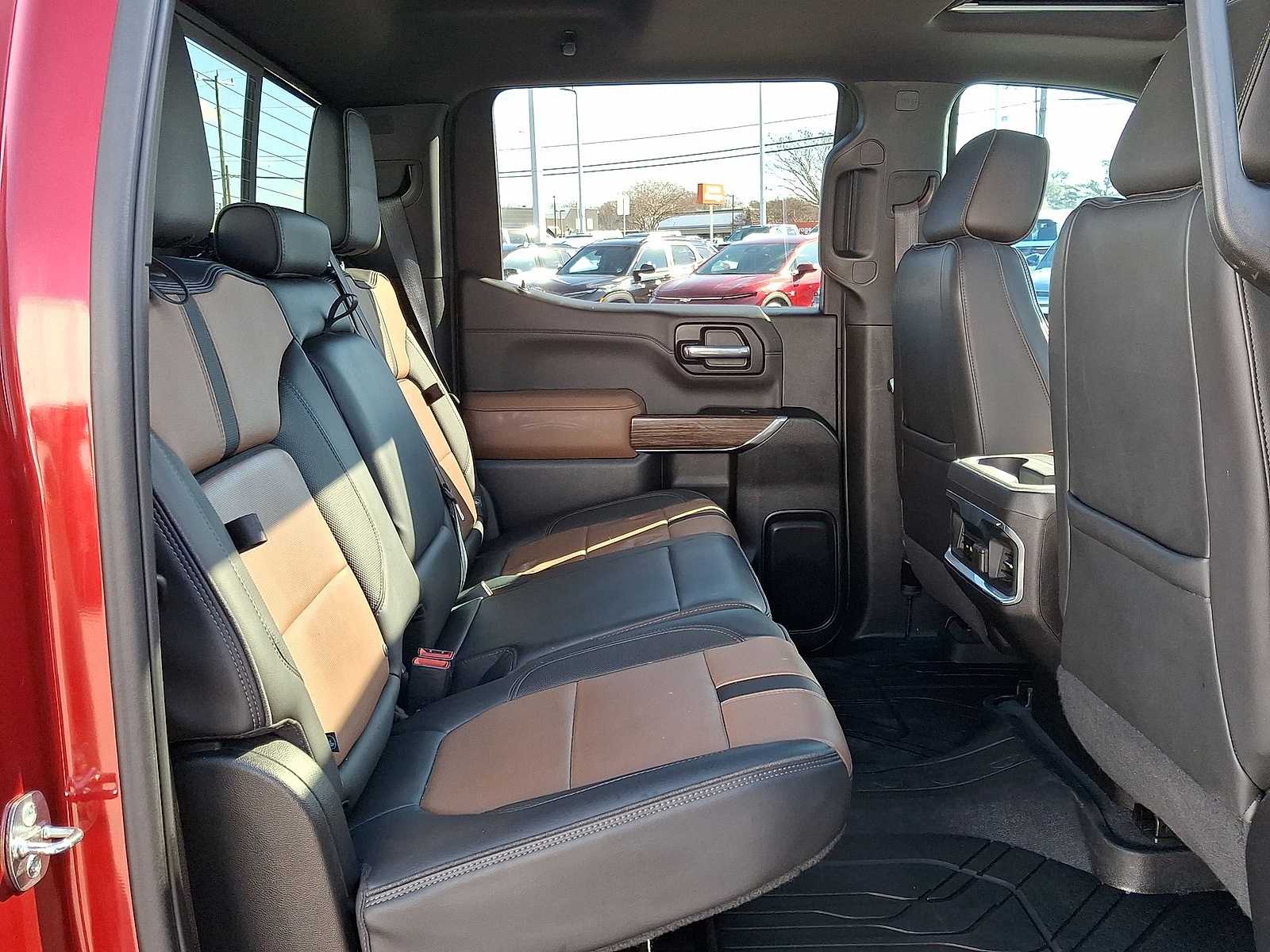 Thumbnail: 2022 Chevrolet Silverado 1500 - 32