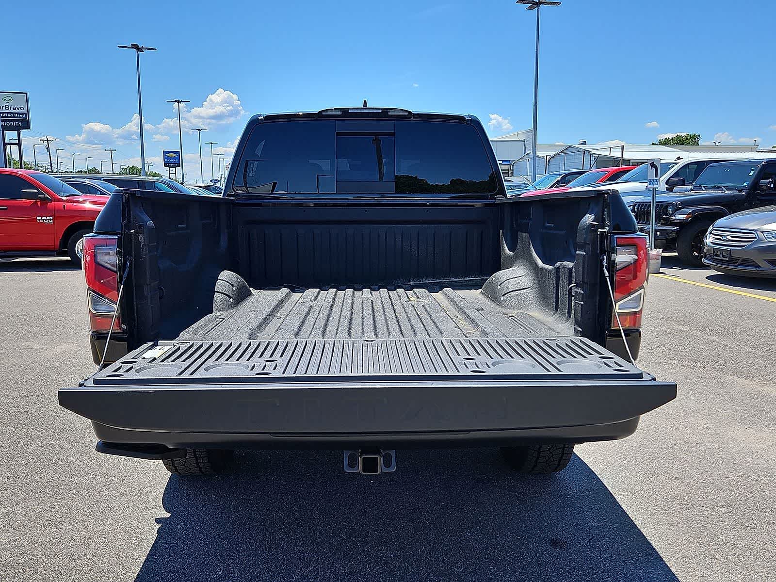 Thumbnail: 2024 Nissan Titan - 31