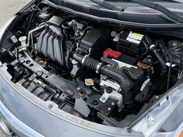 2017 Nissan Versa 1.6 SV 39