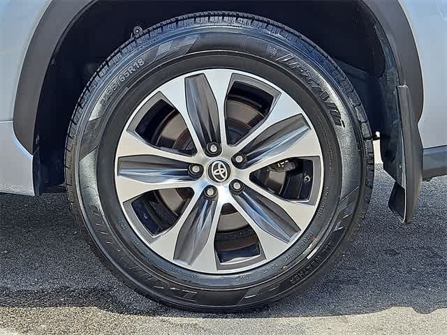 Thumbnail: 2021 Toyota Highlander - 38