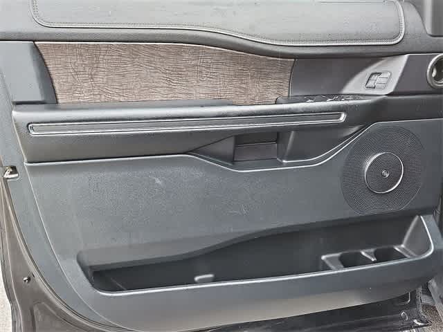 Thumbnail: 2018 Ford Expedition - 26