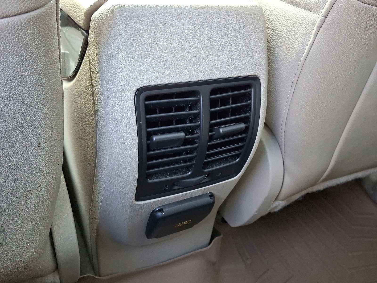 Thumbnail: 2015 Ford Escape - 27