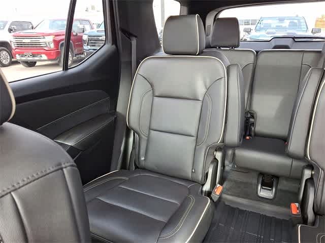 Thumbnail: 2023 Chevrolet Traverse - 13