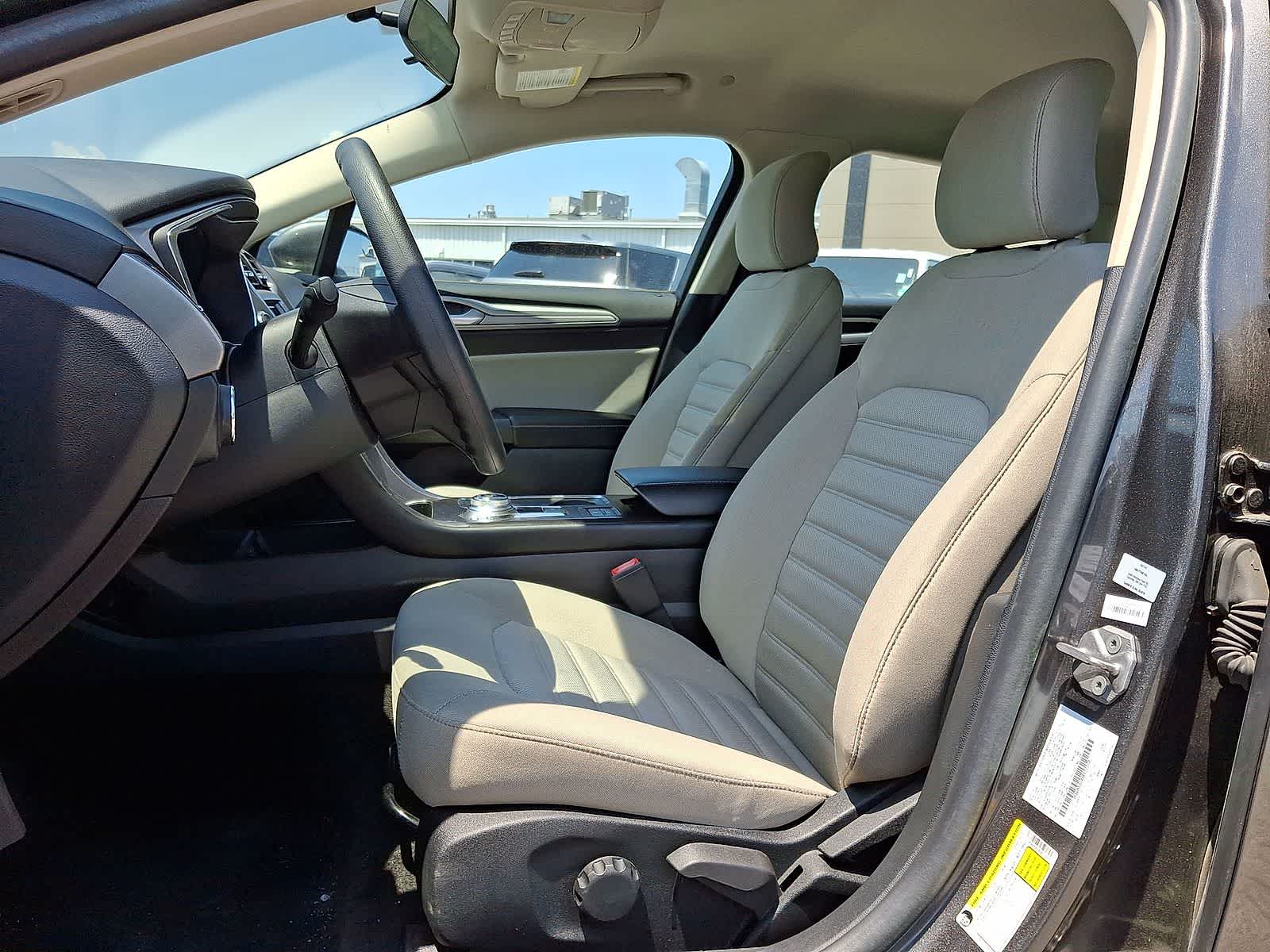 Thumbnail: 2018 Ford Fusion - 24