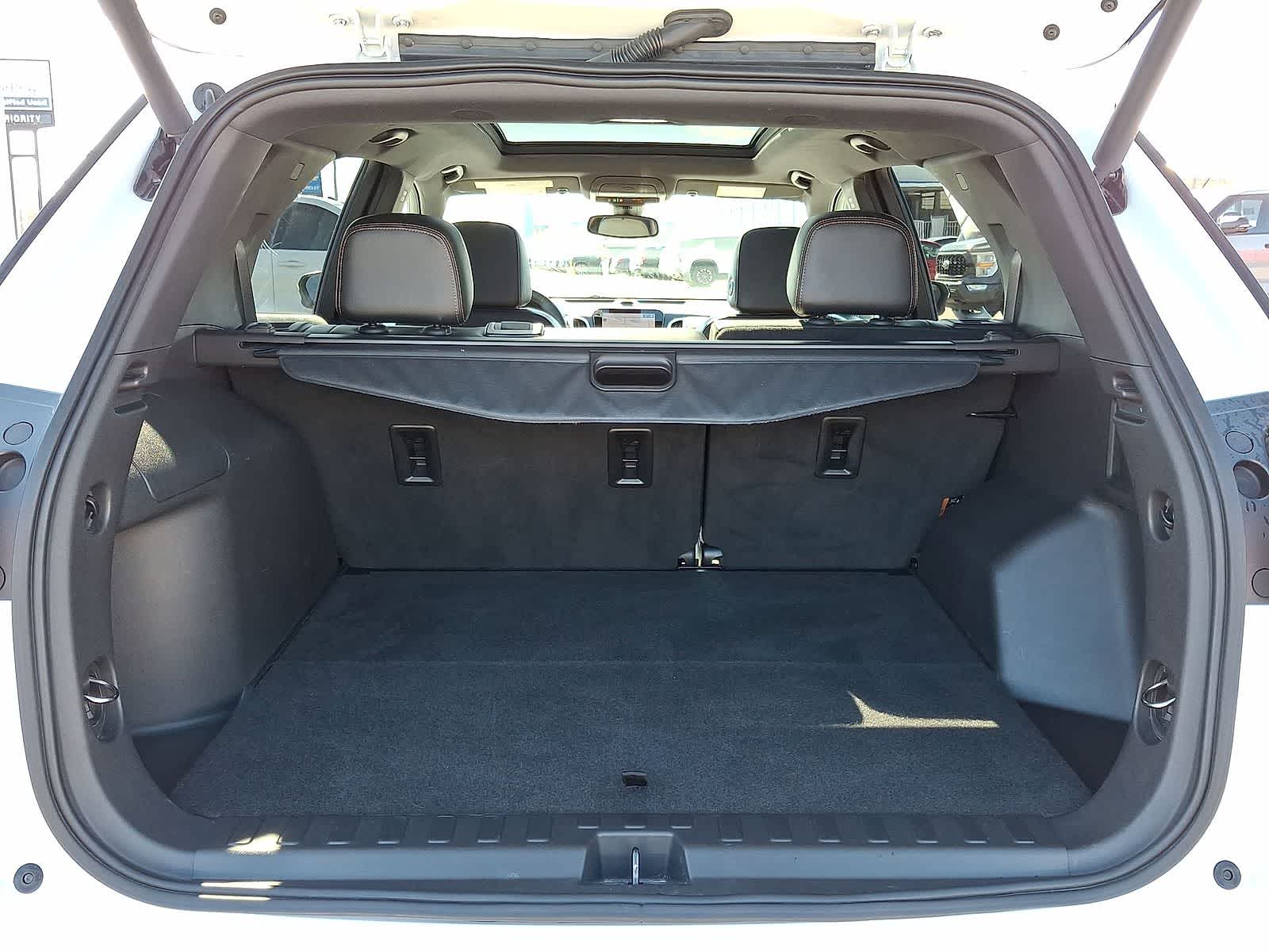 Thumbnail: 2023 Chevrolet Equinox - 33