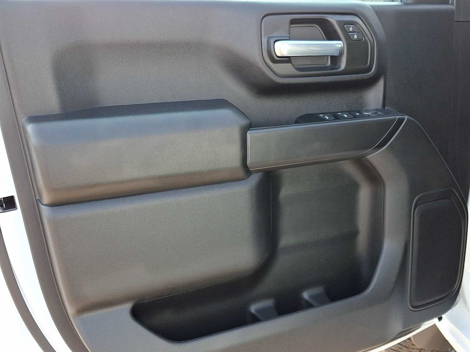 Thumbnail: 2026 Chevrolet Silverado 2500 - 10